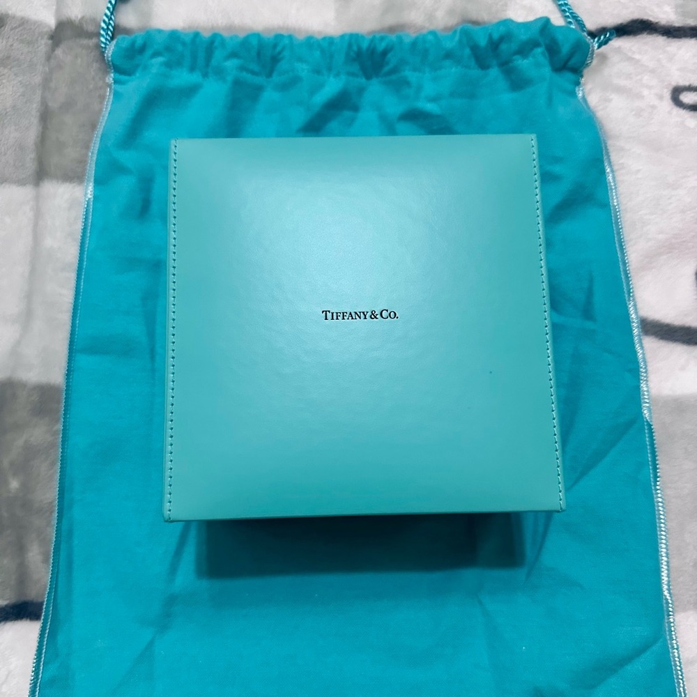 Tiffany & Co. Blue leather Jewelry Box - Picture 3 of 10